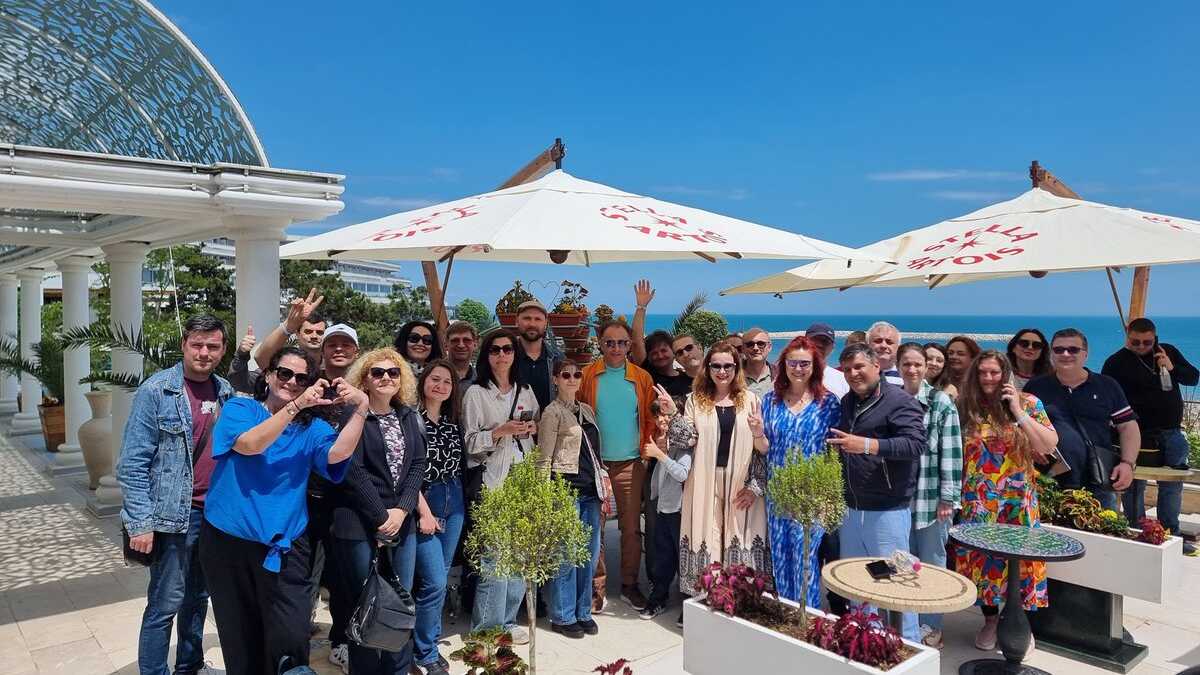 Echipa TRAVEL PRO & friends, pe Litoral. FOTO: Asociația TRAVEL PRO