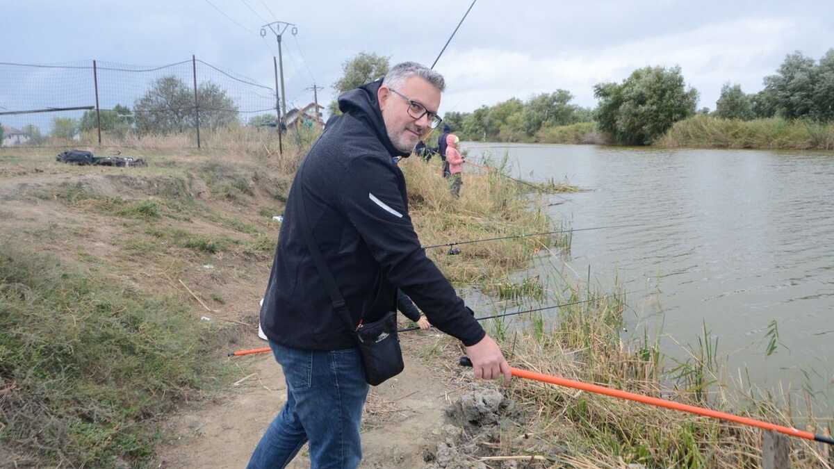 Echipa TRAVEL PRO, la Cupa Presei la Pescuit, Gura Portiței. FOTO: Asociația TRAVEL PRO
